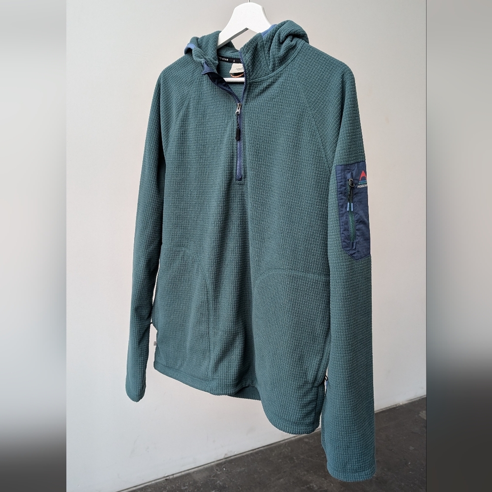 Men's Forestscape Recycled Grid Fleece Hoodie Passenger Clothing